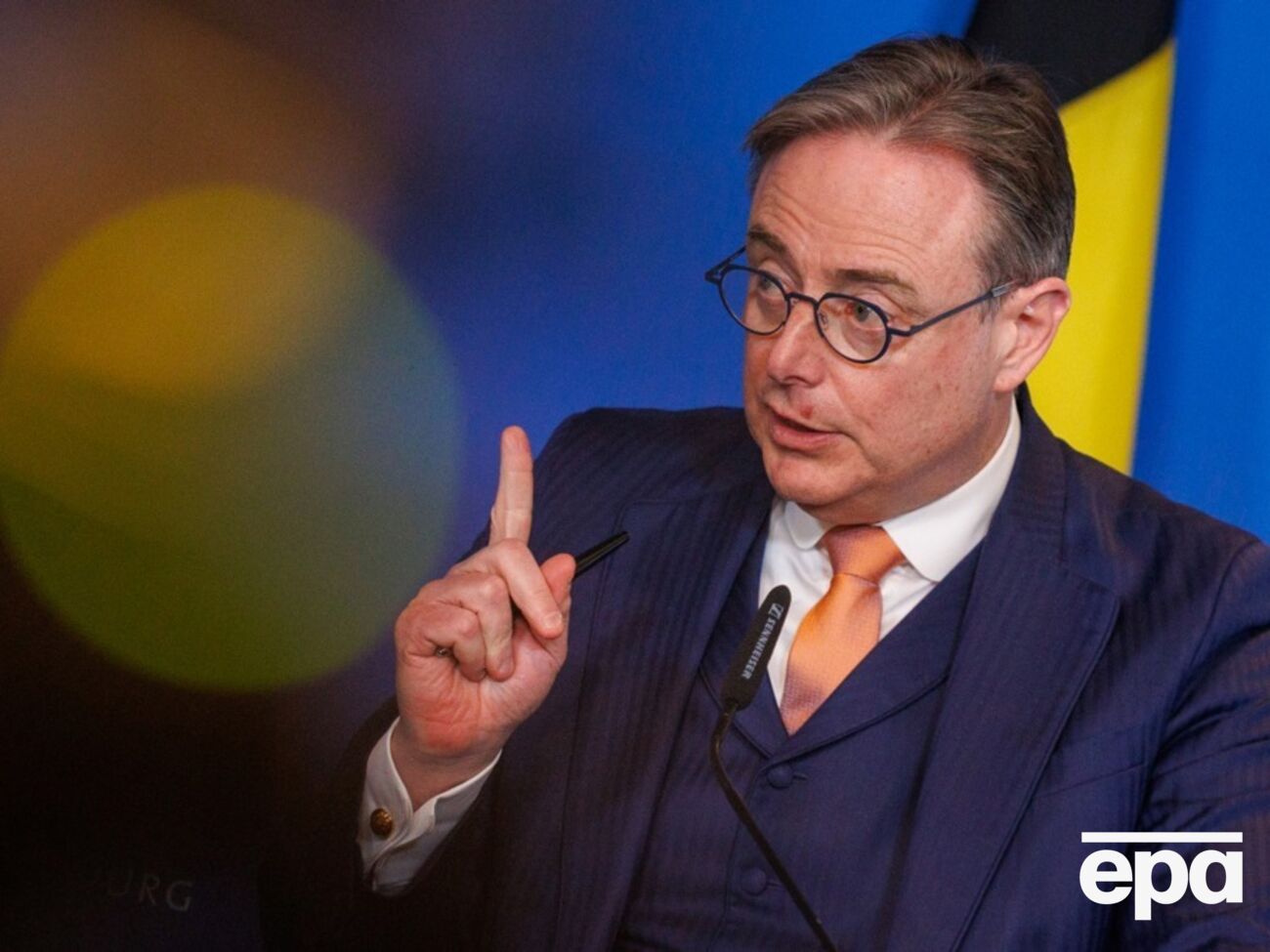 Рішення конфіскувати ці кошти становить "системні ризики для всієї світової фінансової системи", вважає де Вевер