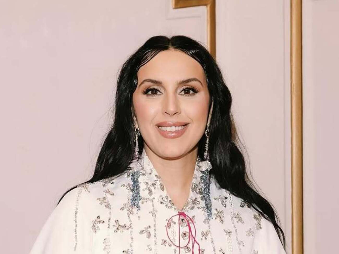 Джамала: Наблюдаю, что у кого-то есть голос – нет песни, у кого-то есть песня – нет голоса