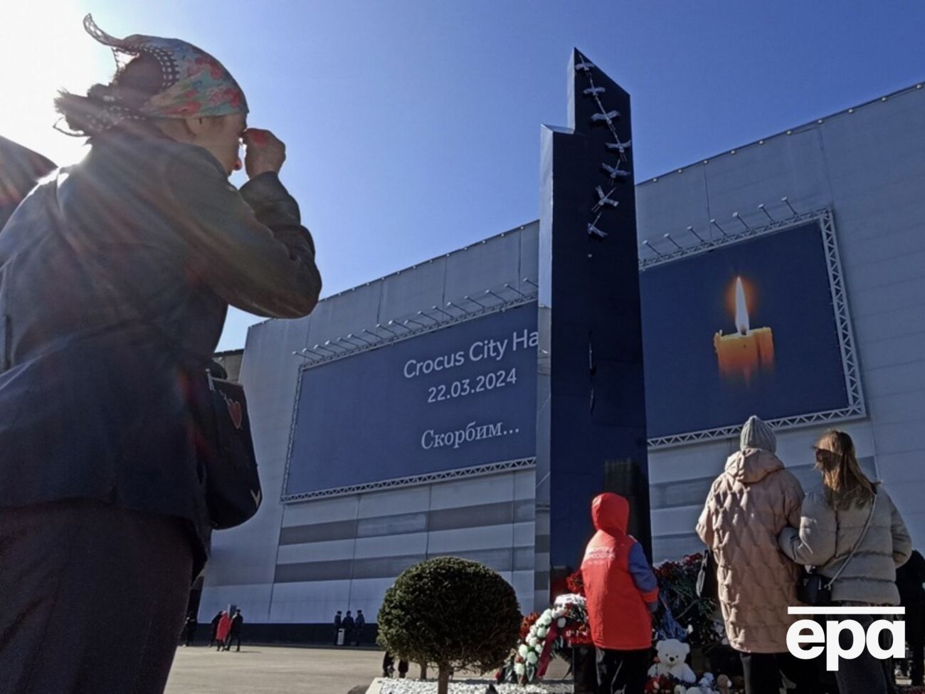 Возле места теракта установили памятный знак