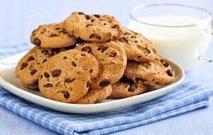 Печенье вкусно подавать с молоком