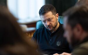 Посли країн G7 у Києві привітали підписання закону Зеленським (на фото)