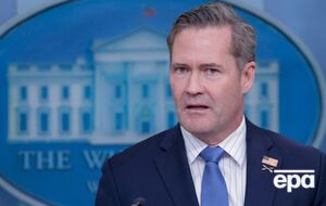 По словам редактора, запрос на присоединение к мессенджеру Signal он получил 11 марта от пользователя по имени Майк Уолтц