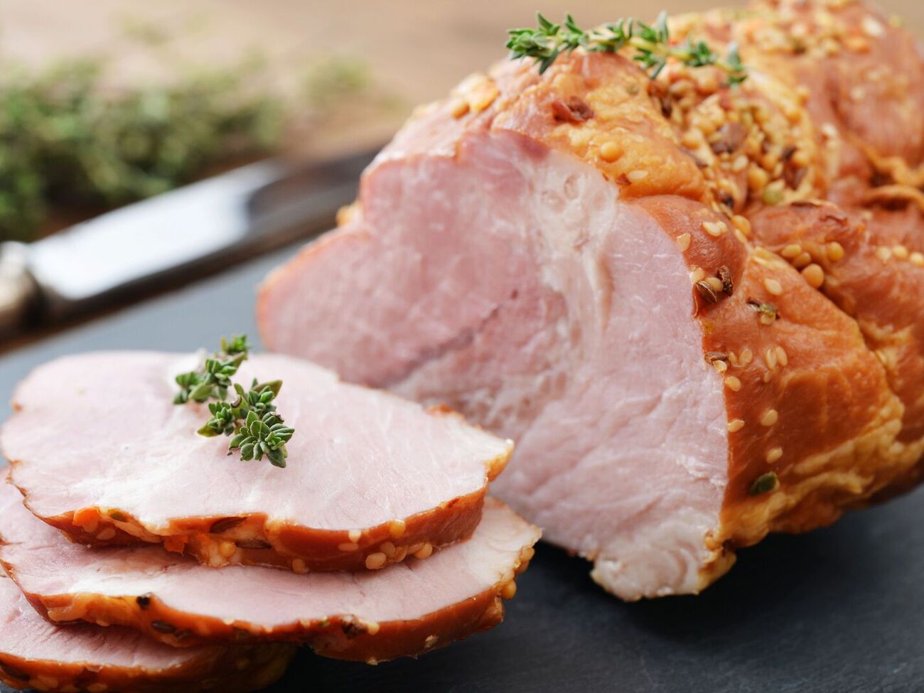 Для буженини візьміть 1 кг свинячої шиї