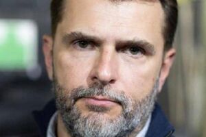 "Послугу" зламу документів на власність замовляли в силовиків і суддів професійні рейдери, зазначив Семидідько