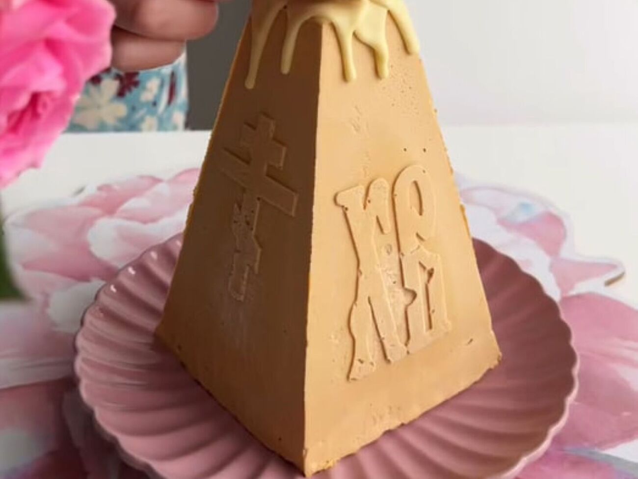 Такую паску можно приготовить заранее и хранить в морозилке