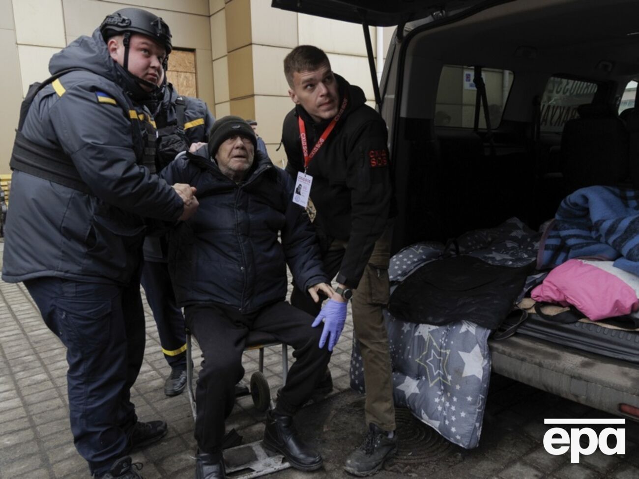 На компенсации волонтерам и их родным выделено почти З,2 млн грн