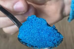 Медный купорос состоит из меди, серы и кислорода