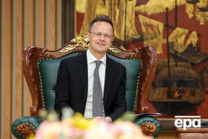 СМИ пишет, что такая частота визитов Сийярто в РФ вызвала удивление некоторых европейских чиновников