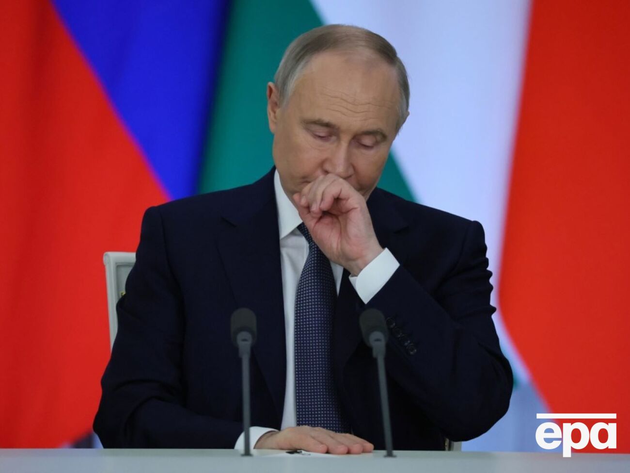 По мнению Зеленского, Путин боится остаться изолированным, обессиленным в дестабилизированном обществе