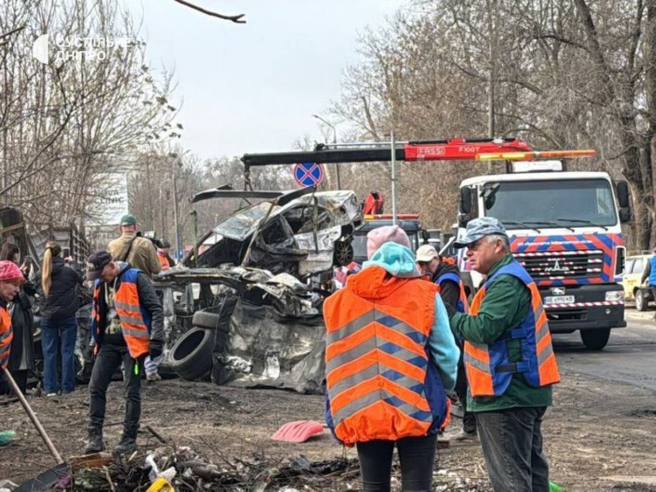 Атака окупантів пошкодила понад 60 цивільних машин