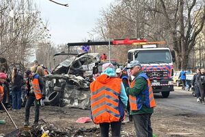 Атака окупантів пошкодила понад 60 цивільних машин