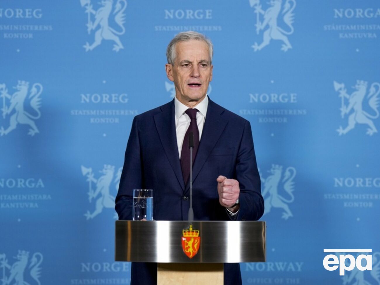 По словам Стере, он обсуждал с Зеленским предоставление Украине средств для закупки газа на прошлой неделе