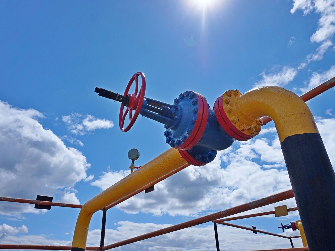 Ринок уже напрацьовує пропозиції, які могли б допомогти зменшити фінансовий тиск на газовидобувників, зазначив експерт