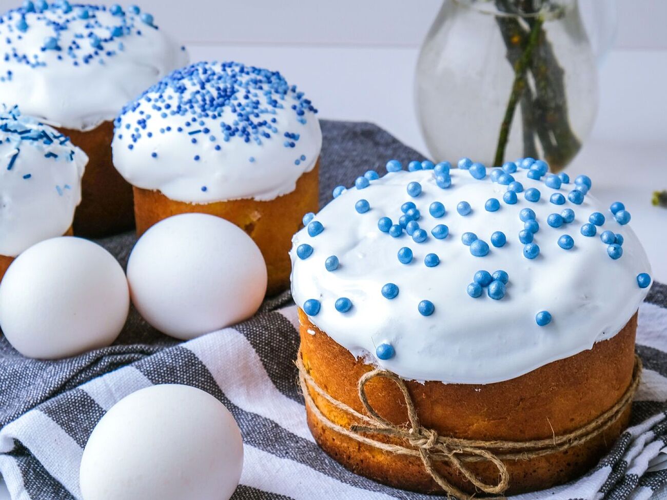 Декор треба викладати одразу