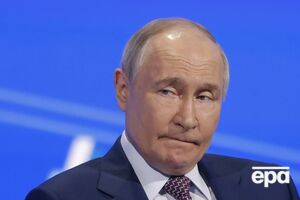 Представитель Совета нацбезопасности Белого дома напомнил, что управление в Украине определяется ее Конституцией и народом