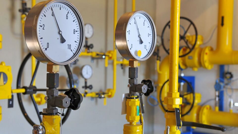 Пострадавшие в результате российских атак компании вынуждены платить штрафы из-за невозможности соблюдения требований качества газа, указали в ассоциации