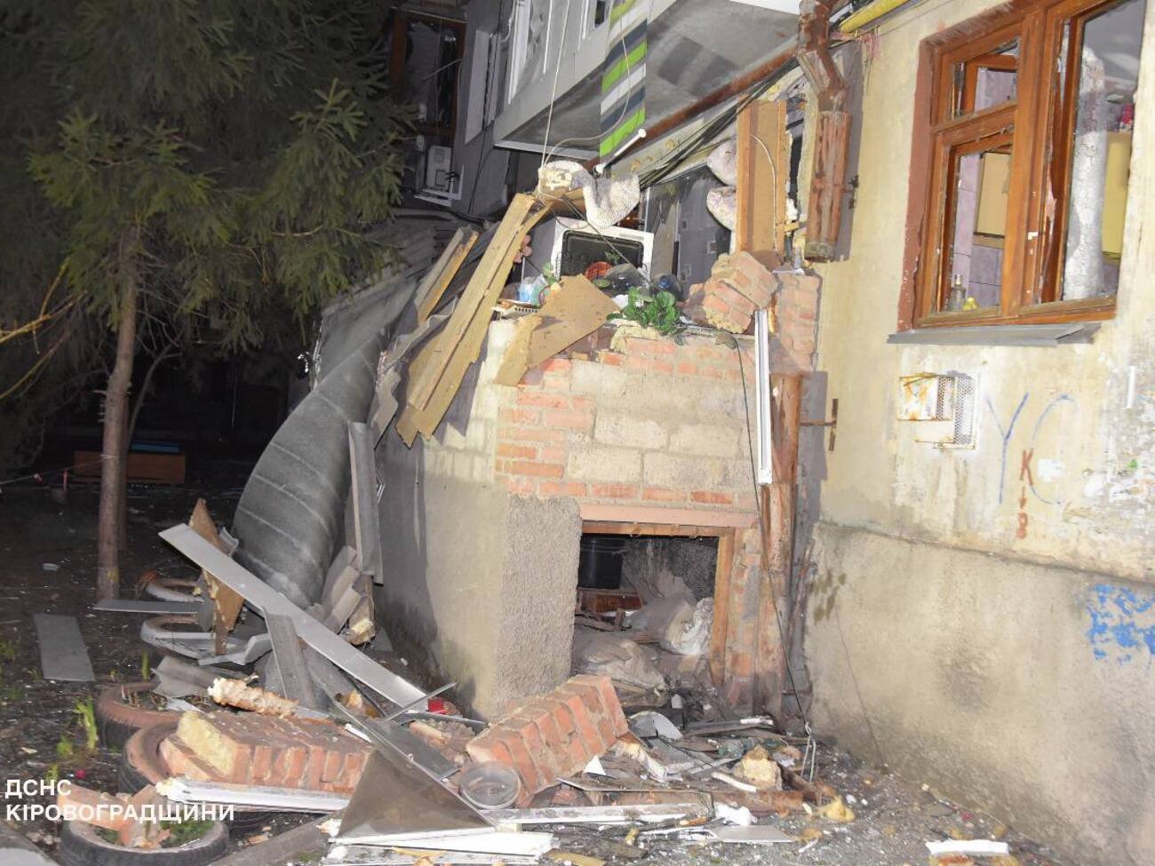 По данным Райковича, россияне нанесли по Кропивницкому удар более 20 дронами