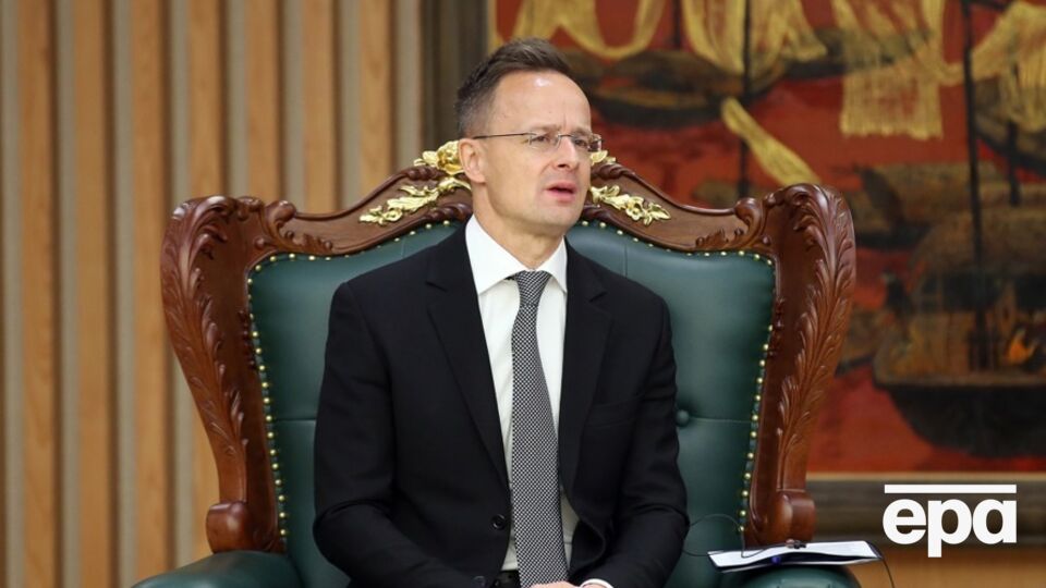 За словами Сійярто, у Будапешті спочатку подумали, що це "якийсь тролінг або жарт"