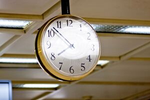Стрілки годинника вночі 30 березня о 3.00 переводять на одну годину вперед