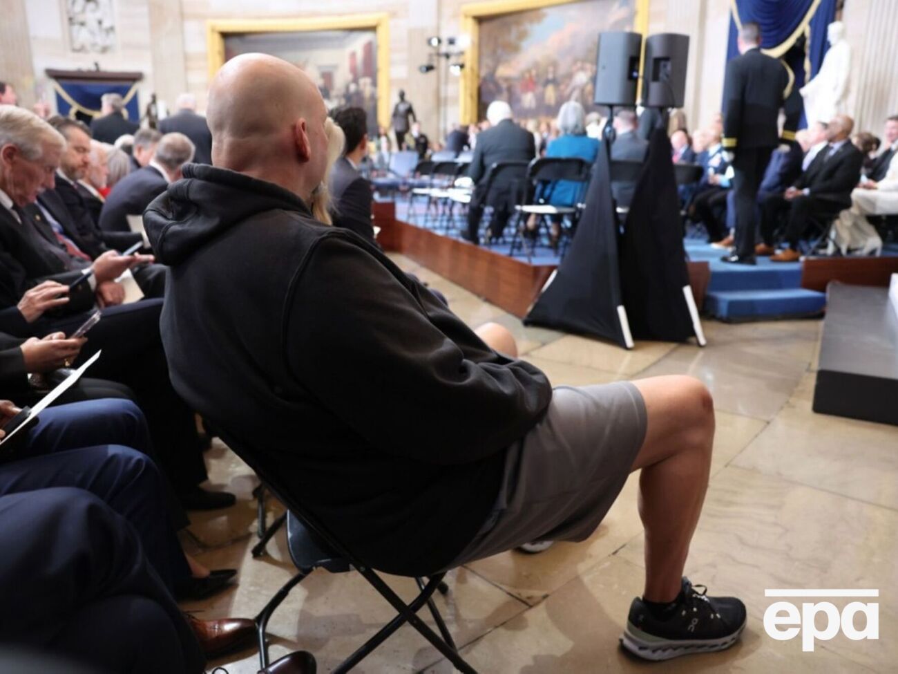 Сенатор Феттерман не став одягати костюм на інавгурацію Трампа