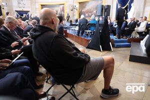 Сенатор Феттерман не стал надевать костюм на инаугурацию Трампа