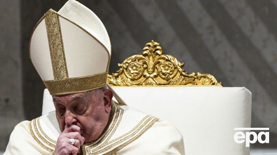 Глава католиков находится в клинике с 14 февраля