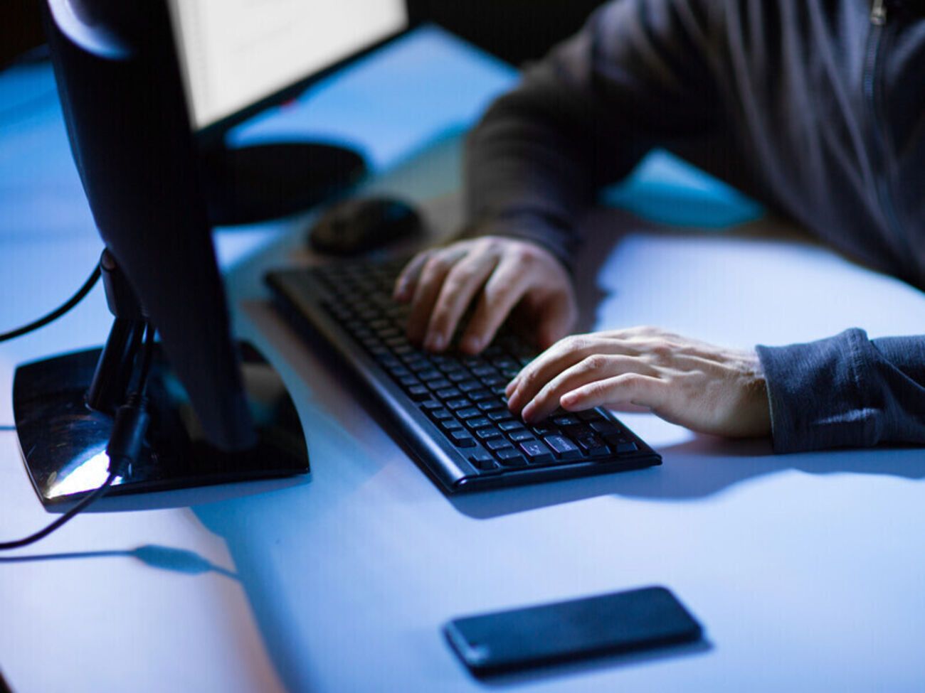 Высокопоставленный представитель оборонного ведомства в интервью CNN сказал, что из соображений оперативной безопасности не комментирует и не обсуждает киберразведку