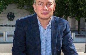 В республиканской правящей верхушке США установлены советские традиции. Вождь всегда прав, и точка