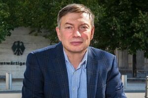 В республиканской правящей верхушке США установлены советские традиции. Вождь всегда прав, и точка