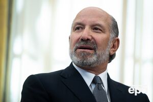 Лютник о Зеленском: Ты должен сказать: "Мы любим Америку. Мы ценим Америку". Но вместо этого он сказал: "Я хочу всю землю, репарации и гарантии безопасности". Это не миротворец, а проблемотворец