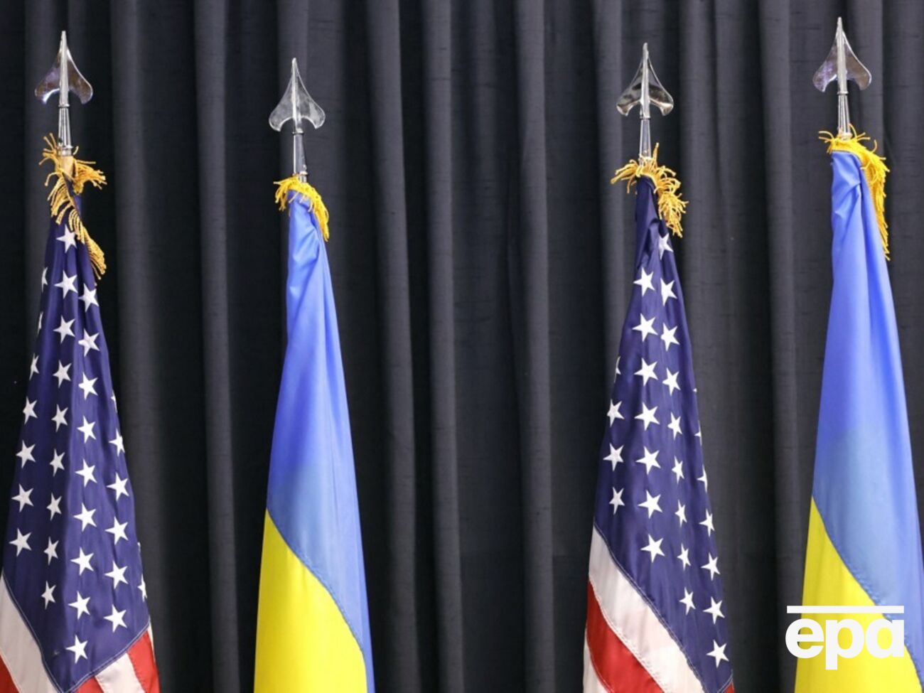 США надають Україні зброю в межах кількох програм