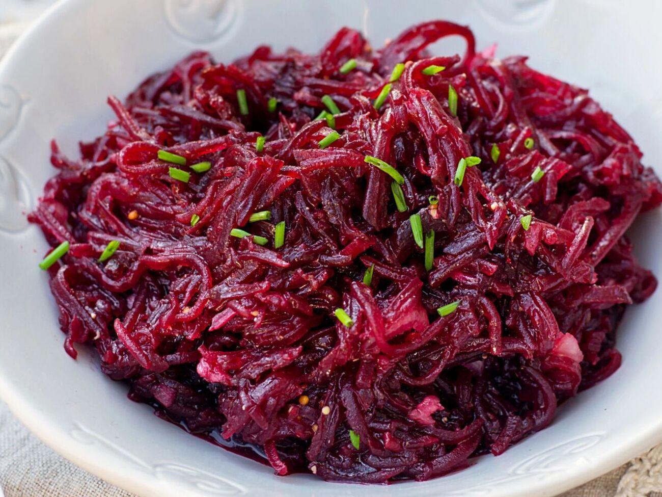 Класичний буряк по-корейськи – чудова сезонна страва, яку можна готувати чи не щодня