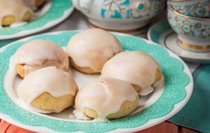 Для теста вам понадобится 200 мл кефира