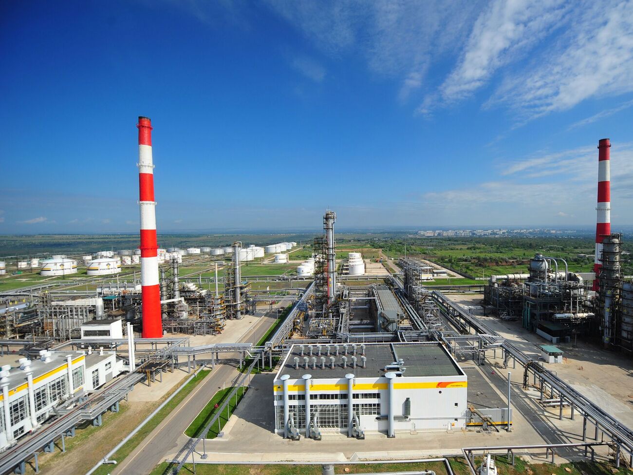 Дроны не впервые атакуют НПЗ в Сызрани