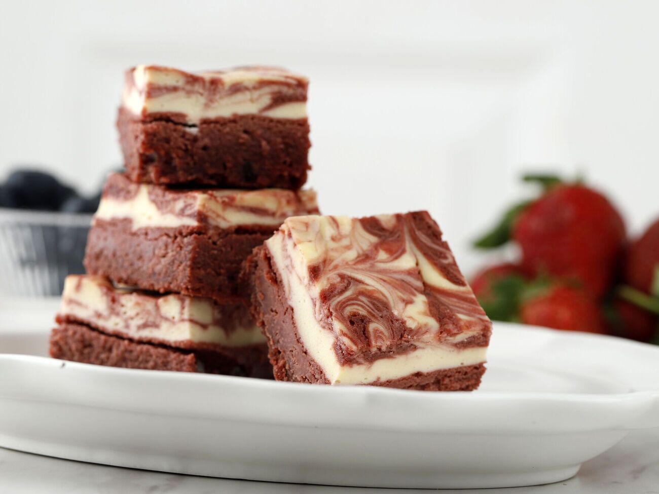 Десерт подають охолодженим