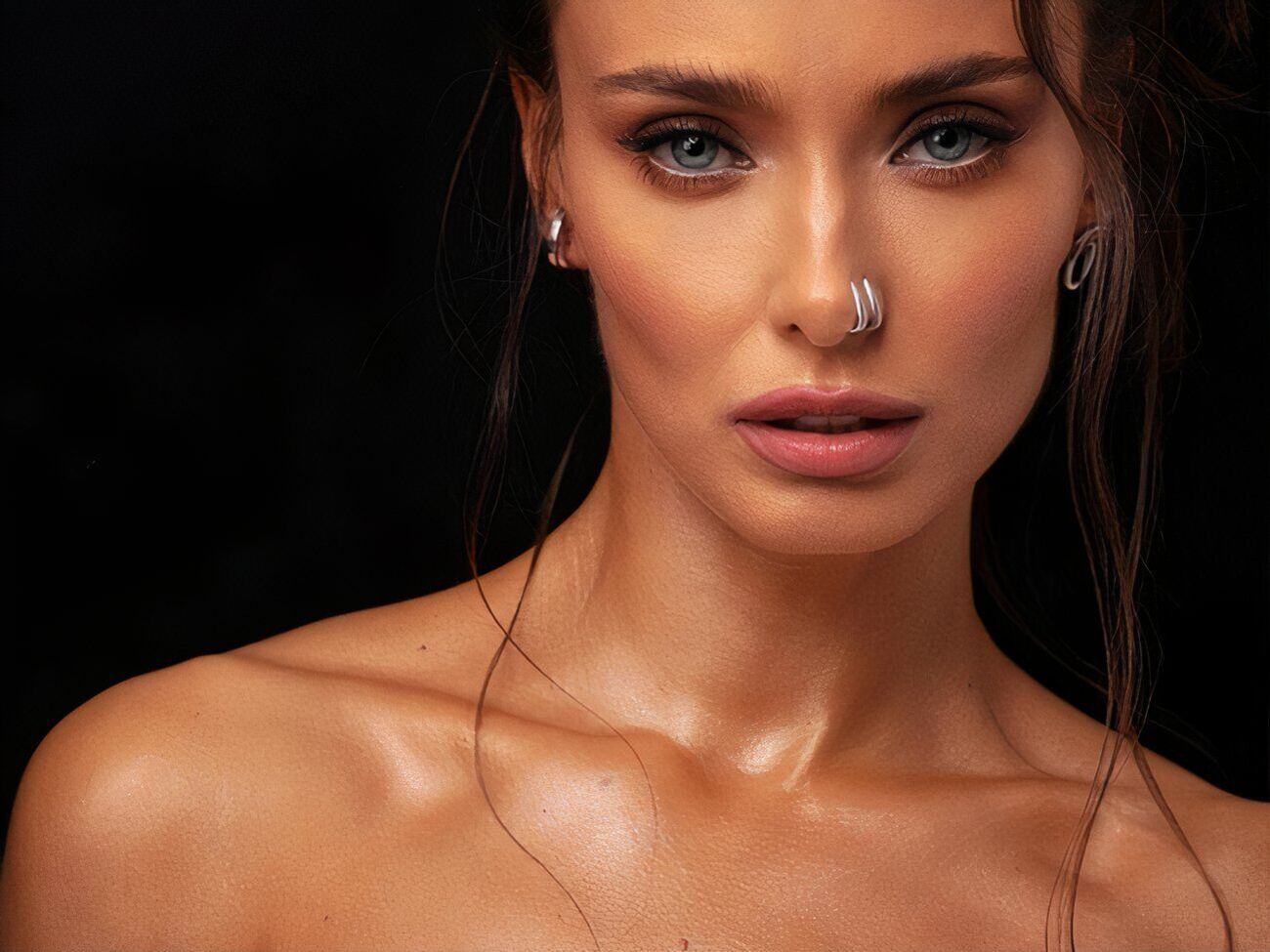 Мишина находится за пределами Украины