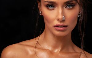 Мишина находится за пределами Украины