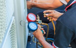 Заправка фреона в кондиционере – когда и как это нужно делать