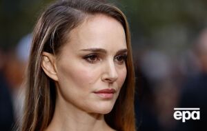 Портман сыграет в фильме семейного психотерапевта, которая крутит роман с двумя мужчинами