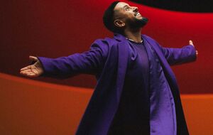 За словами Monatik, смак салату з крабових паличок переносить його у безтурботне дитинство