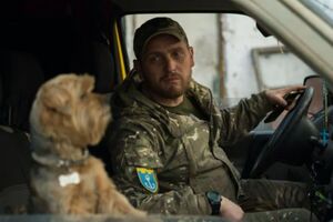 За словами капелана, вони з Брюлею могли потрапити під обстріл, якби не зупинилися