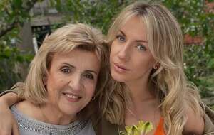 Никитюк отдыхает с матерью в Буковеле