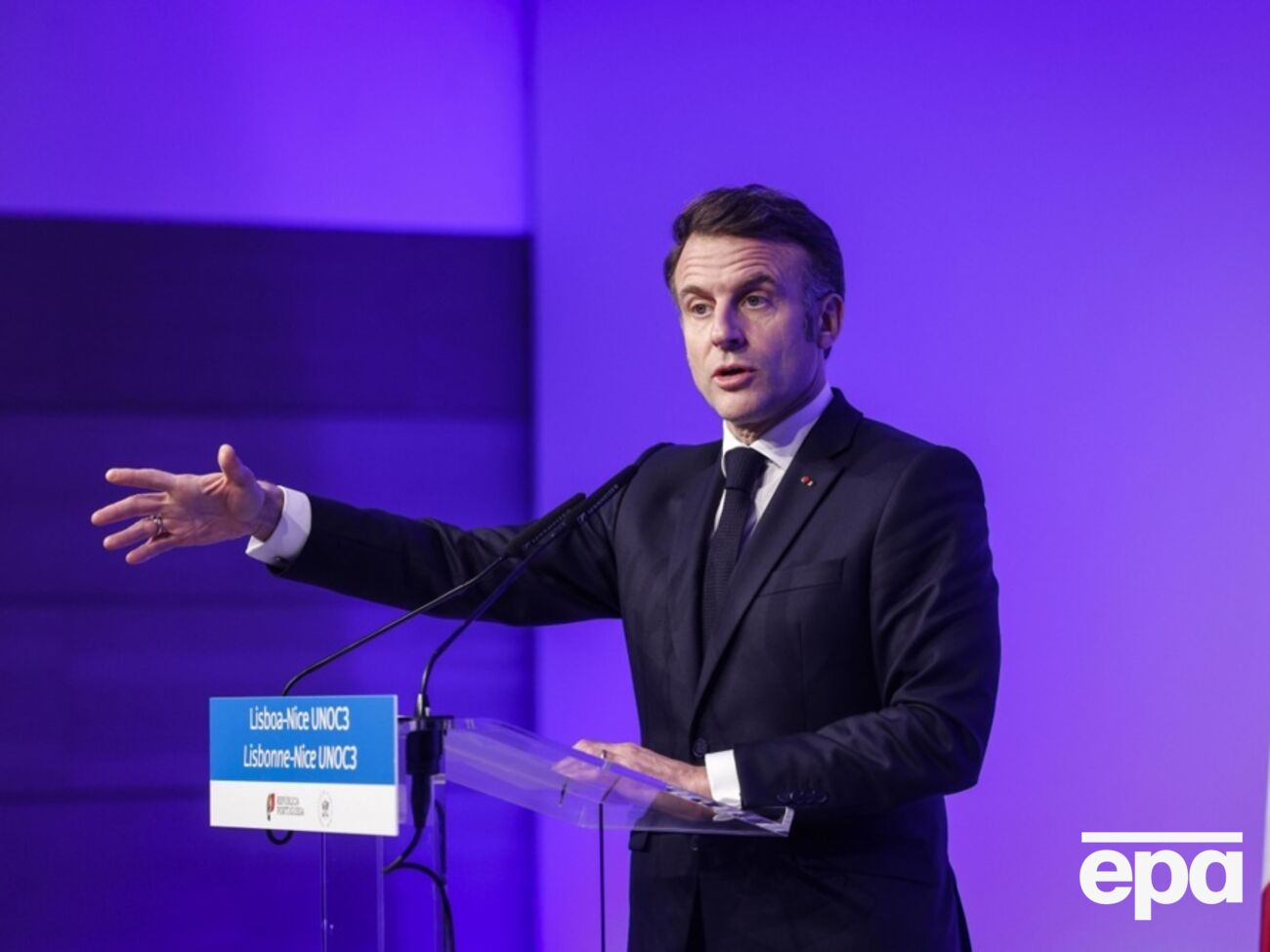 Макрон: Мир больше не может быть гарантирован на нашем континенте