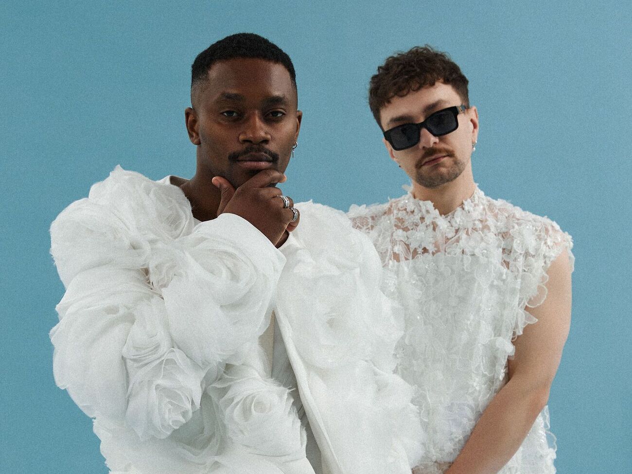 Гурт Tvorchi 2018 року створили випускники Тернопільського медуніверситету Андрій Гуцуляк і Джеффрі Кенні