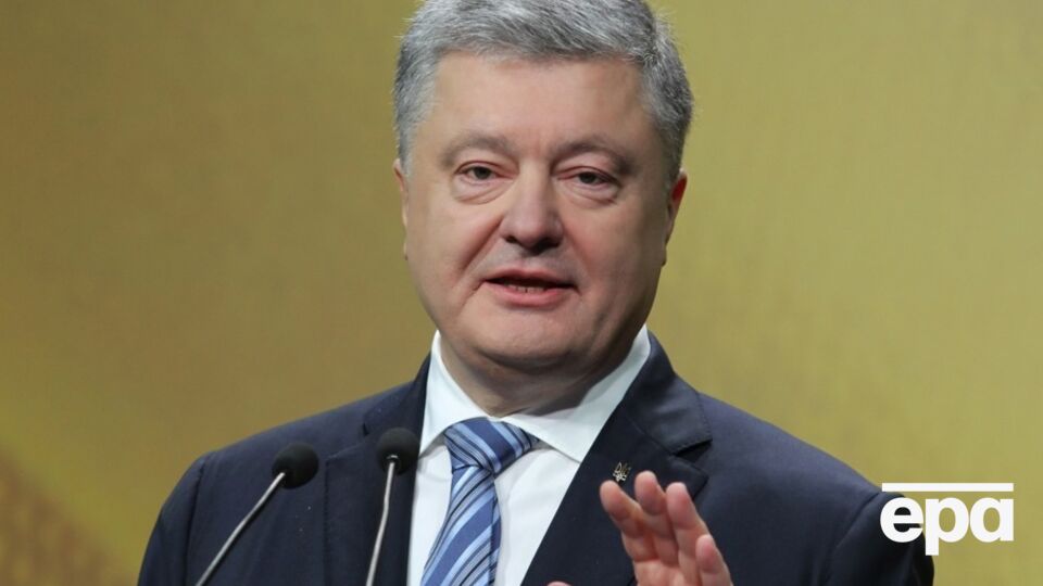 Порошенко заявив, що його команда "публічно й прозоро працює з американськими партнерами"