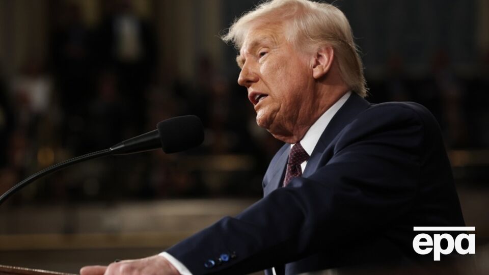 Трамп відклав введення автомобільних мит