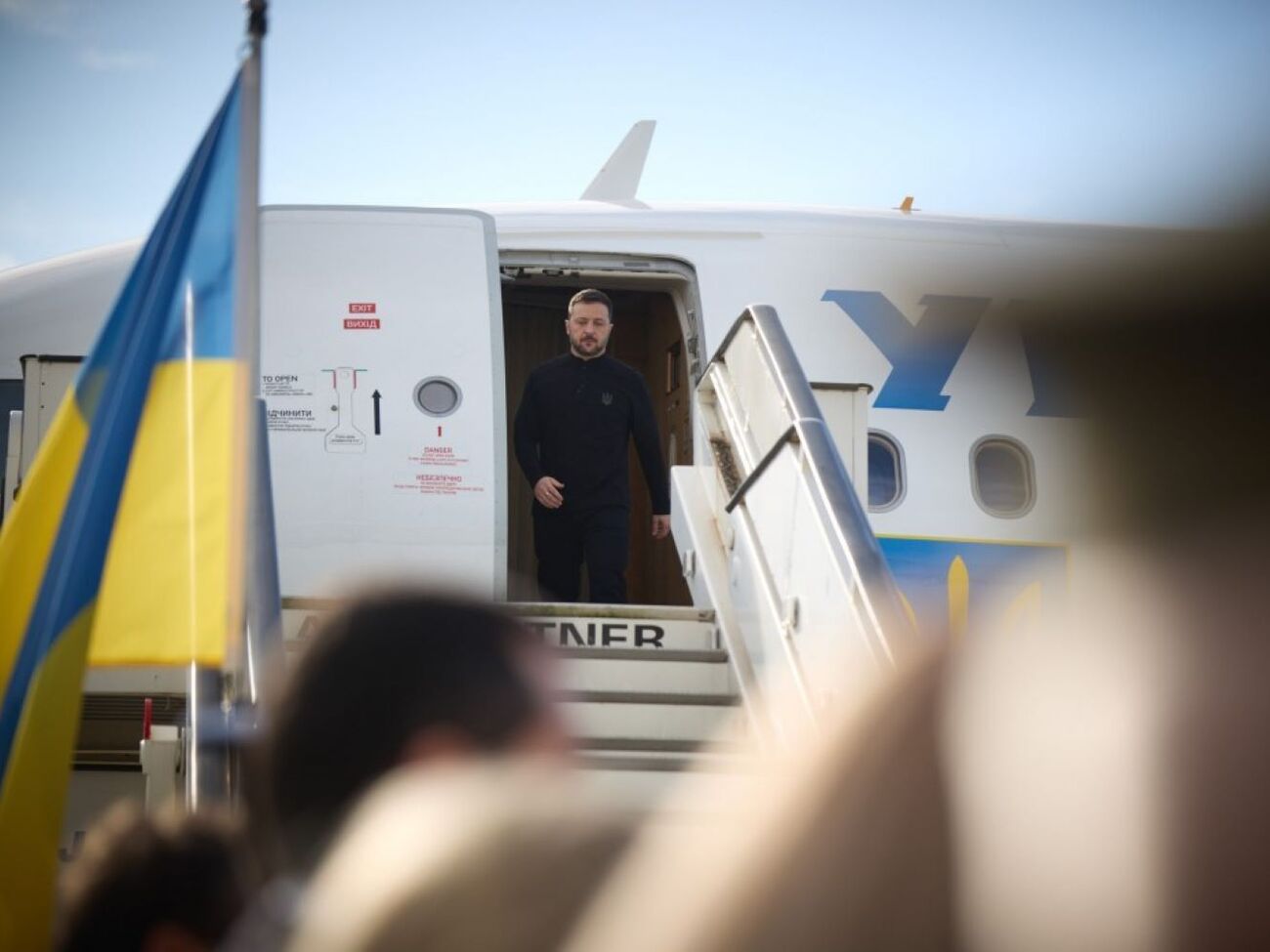 Средством установления доверия к россиянам может стать освобождение пленных, считает украинский президент