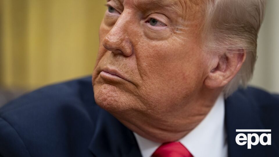 Трамп неодноразово лаявся, зокрема під час обговорення молочної продукції й трафіку фентанілу, повідомило джерело