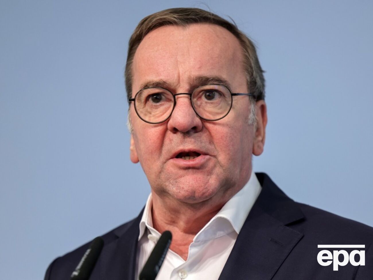 Писториус указал, что важной темой обсуждений сегодня и в течение следующих недель является "компенсация американской помощи Украине"