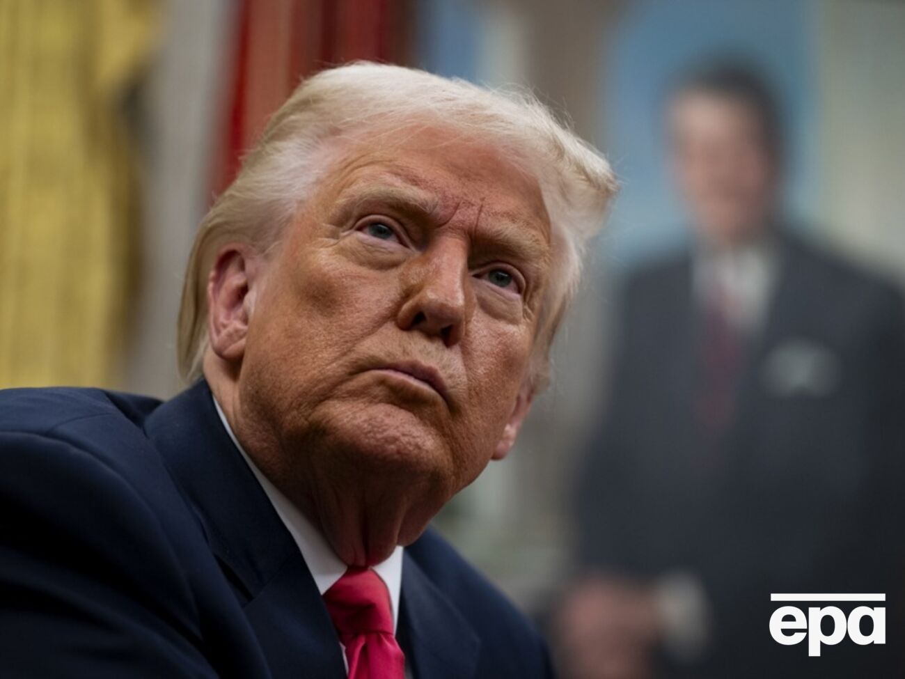 Трамп написав, що РФ тисне на Україну на полі бою